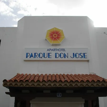 Parque Don Jose 110 *